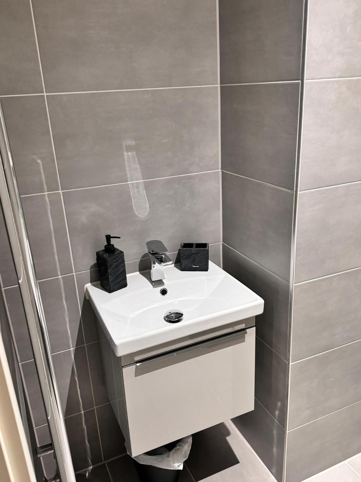 Stylish Luxury Solihull Flat 外观 照片