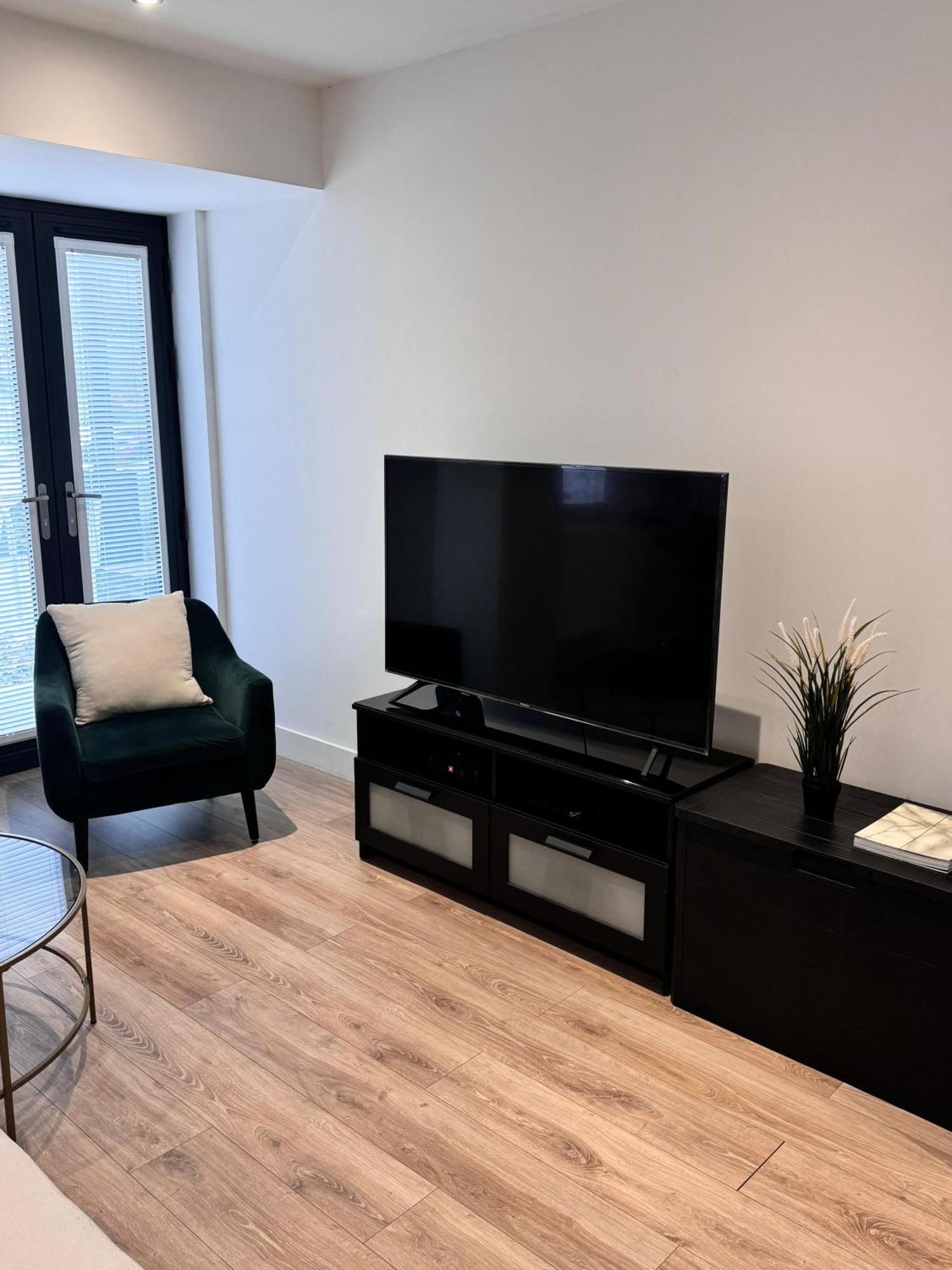 Stylish Luxury Solihull Flat 外观 照片